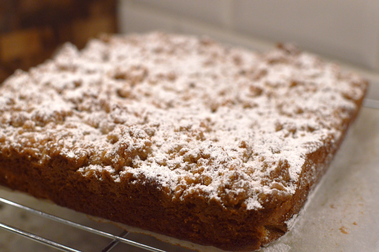 New York Style Classic Crumb Cake (8in x 8in)