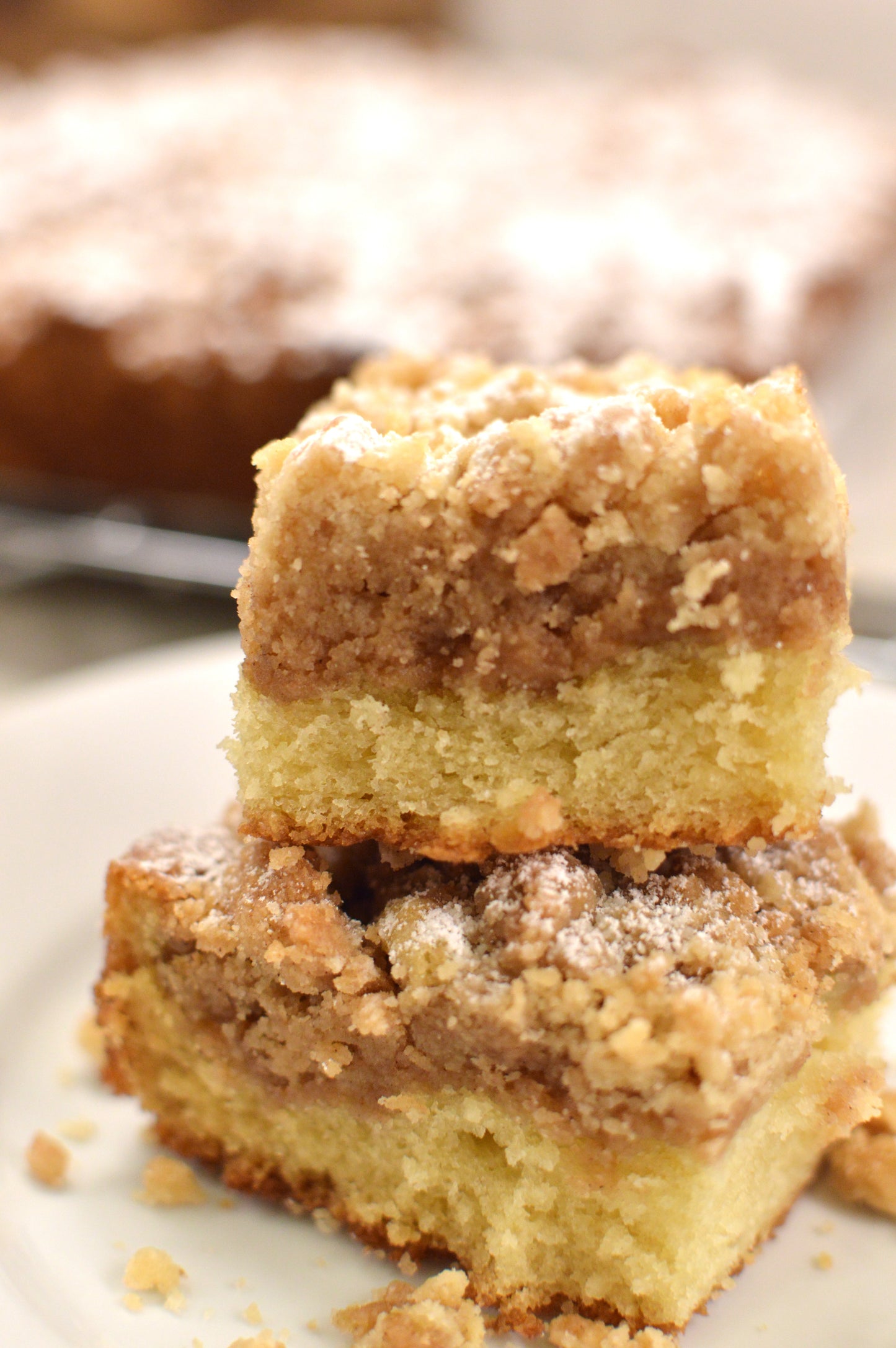 New York Style Classic Crumb Cake (8in x 8in)